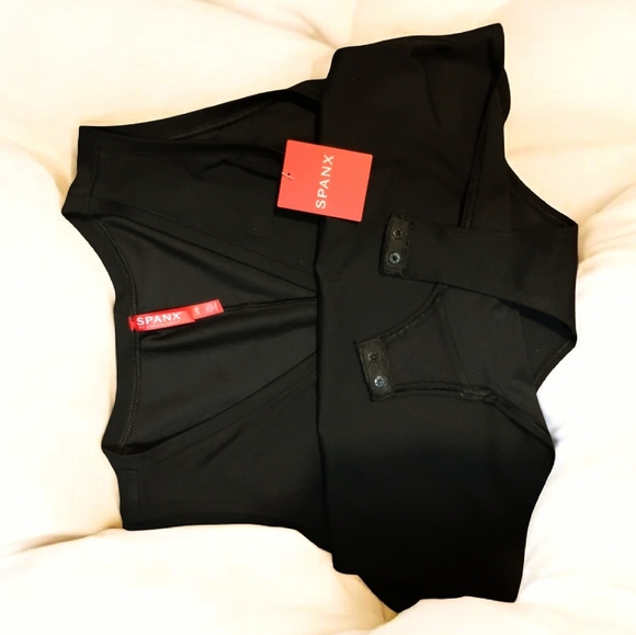 SPANX Black V-Neck Tank Bodysuit Size Large NWT - Picture 5 of 6